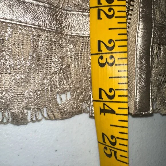 NWT Bagatelle Woman's Golden Metalli Lace Cut Out Zip Up Jacket 100% Poly - Picture 14 of 14